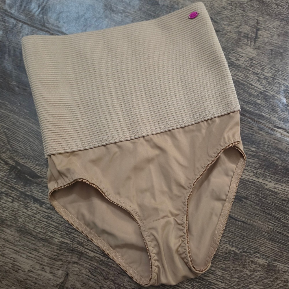 BETSEY JOHNSON Shapewear Brief Womens Medium Tan High Waist Tummy Control